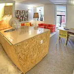 Διαμέρισμα Three & Bedrooms *