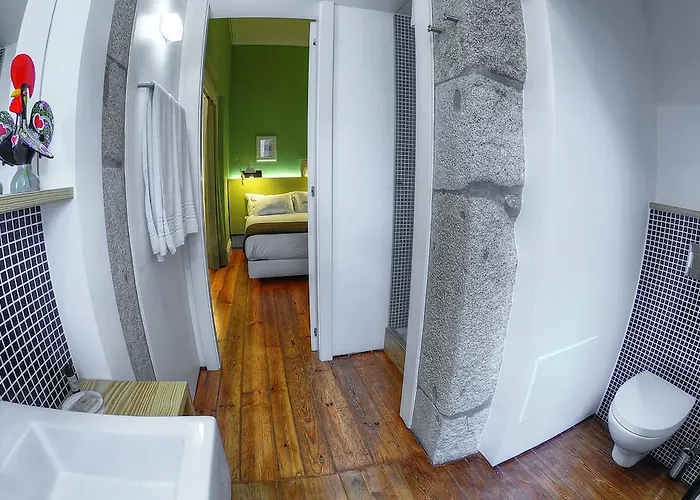 Appartement Three & Bedrooms *