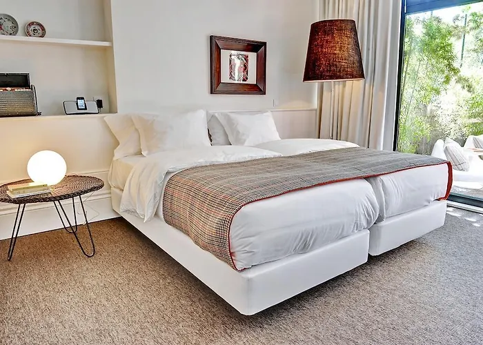 דירה Three & Bedrooms *