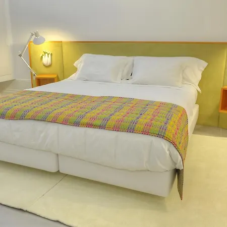 Appartement Three & Bedrooms