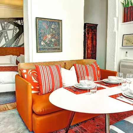 Appartement Three & Bedrooms *