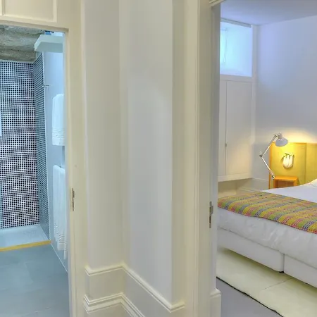 Lägenhet Three & Bedrooms Oporto